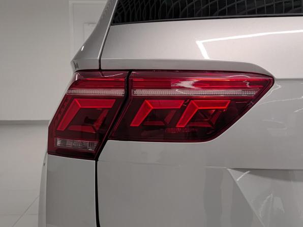 Volkswagen Tiguan II Рестайлинг с пробегом 2021 года, цена 2 955 000 рублей, 78200 км, внедорожник, Автокод Объявления