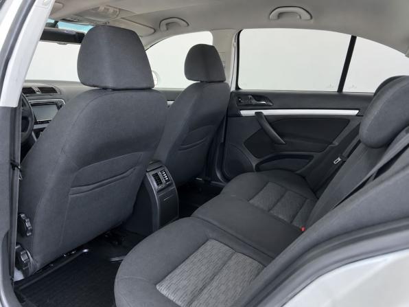 Skoda Octavia II (A5) Рестайлинг с пробегом 2012 года, цена 859 000 рублей, 168234 км, лифтбек, Автокод Объявления