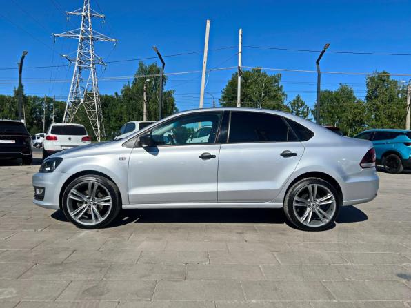 Volkswagen Polo V Рестайлинг с пробегом 2019 года, цена 1 195 300 рублей, 122096 км, седан, Автокод Объявления