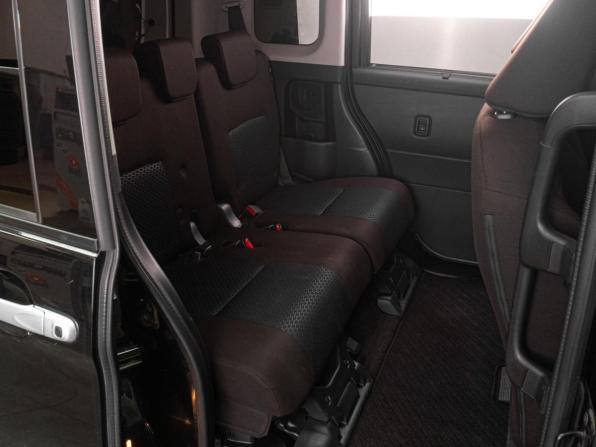 Toyota Roomy I Рестайлинг с пробегом 2021 года, цена 1 319 000 рублей, 124771 км, микровэн, Автокод Объявления