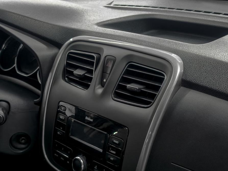 Renault Sandero II Рестайлинг Ростов-на-Дону  - изображение 12