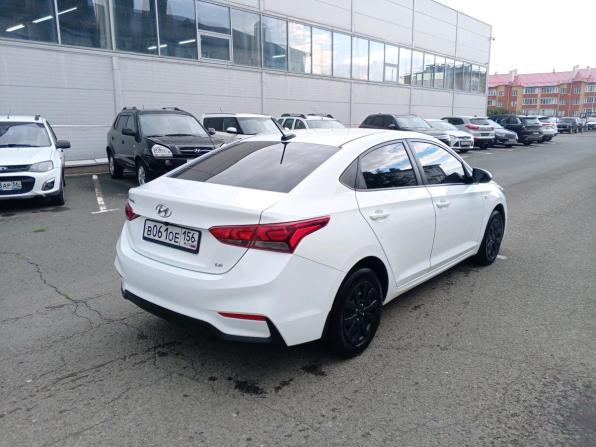 Hyundai Solaris II с пробегом 2017 года, цена 1 190 000 рублей, 148000 км, седан, Автокод Объявления