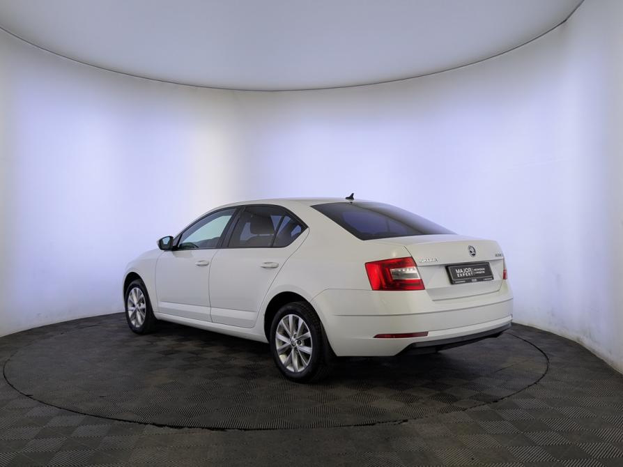Skoda Octavia III (A7) Рестайлинг Москва  - изображение 7
