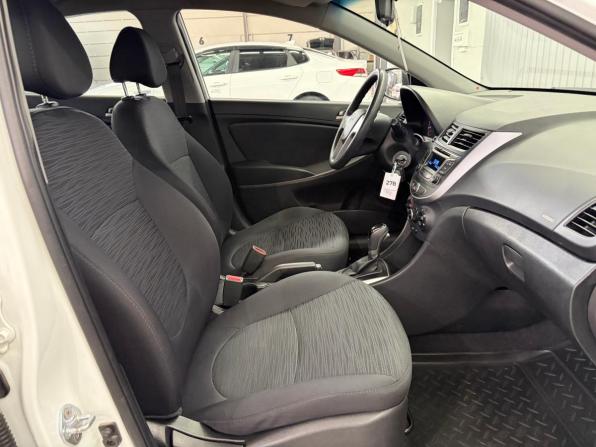 Hyundai Solaris I Рестайлинг с пробегом 2016 года, цена 1 077 000 рублей, 84781 км, седан, Автокод Объявления
