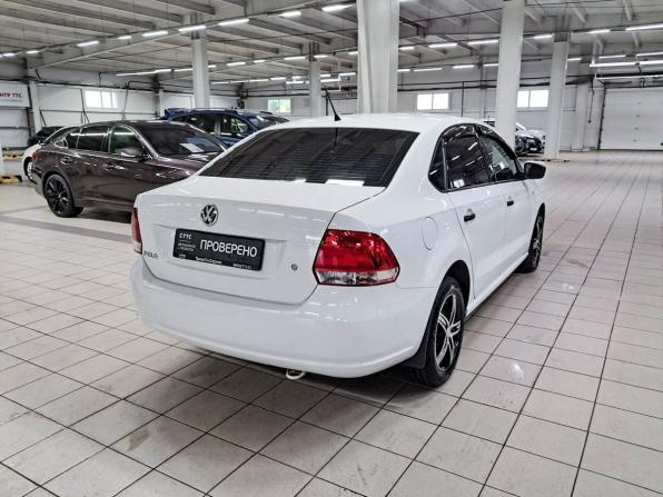 Volkswagen Polo V с пробегом 2014 года, цена 830 000 рублей, 141000 км, седан, Автокод Объявления
