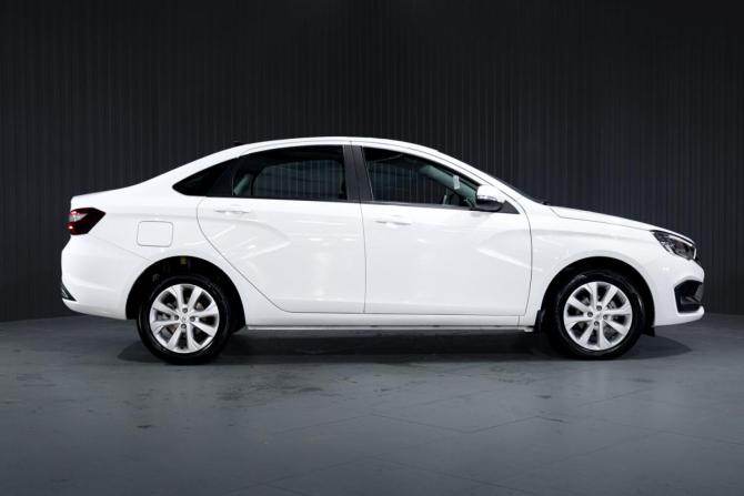 Lada (ВАЗ) Vesta I Рестайлинг (NG) с пробегом 2024 года, цена 1 399 900 рублей, 11122 км, седан, Автокод Объявления