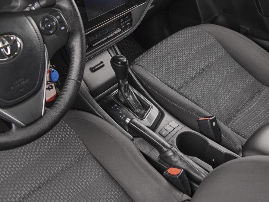 Toyota Corolla XI (E160 E170 E180) Рестайлинг 1 Москва  - изображение 18