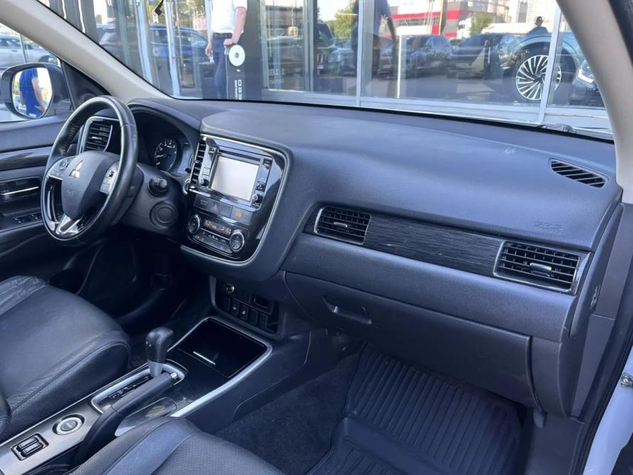 Mitsubishi Outlander III Рестайлинг 2 Новосибирск  - изображение 17