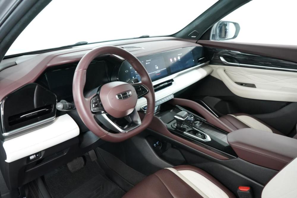 Geely Monjaro I Москва  - изображение 13