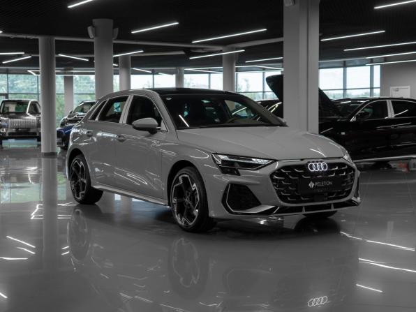 Audi A3 IV (8Y) Рестайлинг с пробегом 2025 года, цена 3 825 000 рублей, 50 км, хэтчбек, Автокод Объявления