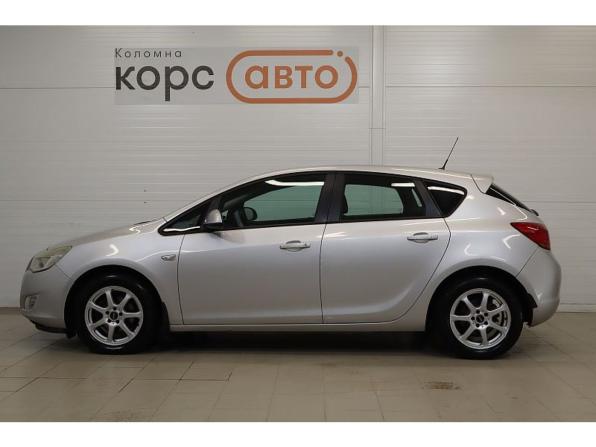 Opel Astra J с пробегом 2010 года, цена 678 000 рублей, 120046 км, хэтчбек, Автокод Объявления