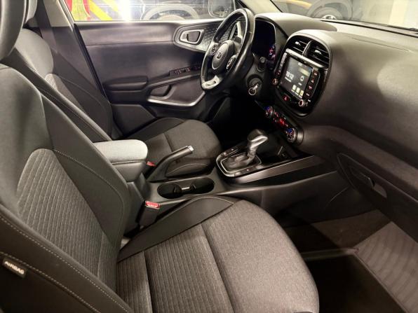 Kia Soul III с пробегом 2021 года, цена 1 999 000 рублей, 63159 км, хэтчбек, Автокод Объявления