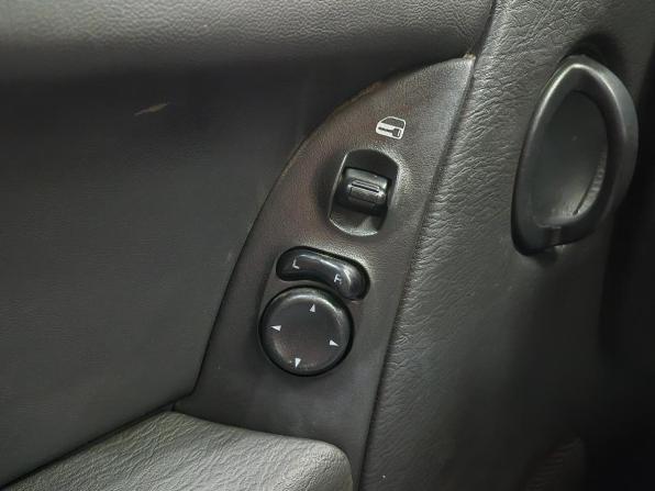 Jeep Cherokee III (KJ) с пробегом 2004 года, цена 450 000 рублей, 225511 км, внедорожник, Автокод Объявления
