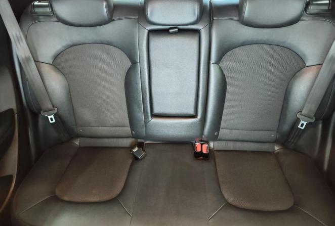 Hyundai ix35 I Рестайлинг с пробегом 2014 года, цена 1 330 000 рублей, 176891 км, внедорожник, Автокод Объявления