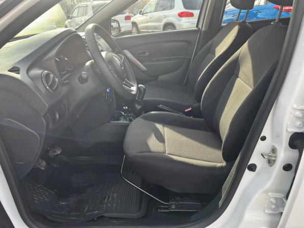 Renault Sandero II Рестайлинг с пробегом 2020 года, цена 924 500 рублей, 66877 км, хэтчбек, Автокод Объявления