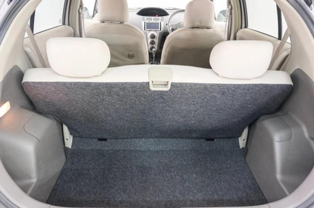 Toyota Vitz II (XP90) Красноярск  - изображение 22