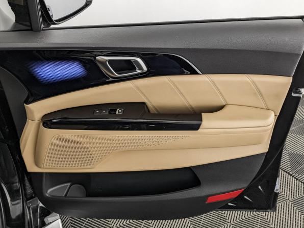 Kia Carnival IV с пробегом 2023 года, цена 4 273 500 рублей, 82926 км, минивэн, Автокод Объявления