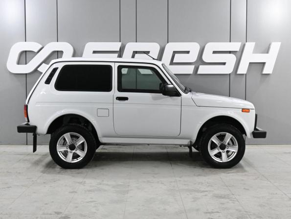 Lada (ВАЗ) Niva Legend с пробегом 2023 года, цена 1 109 000 рублей, 36 км, внедорожник, Автокод Объявления