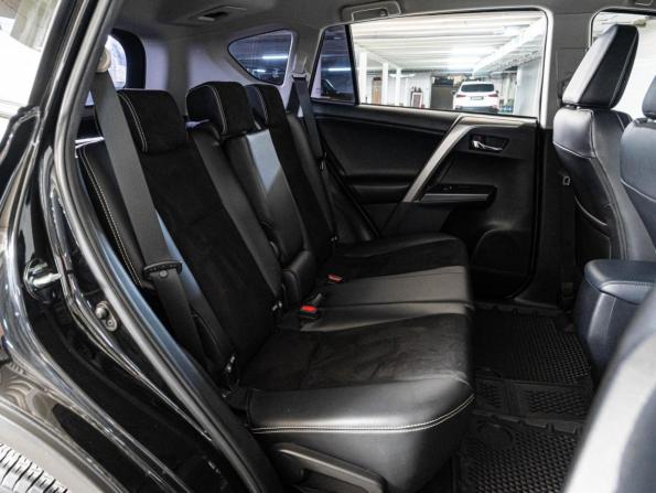 Toyota RAV4 IV (XA40) Рестайлинг с пробегом 2018 года, цена 2 456 000 рублей, 103635 км, внедорожник, Автокод Объявления