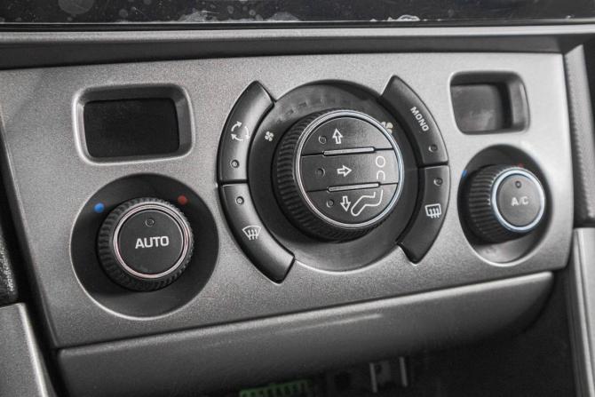 Peugeot 308 I Рестайлинг с пробегом 2011 года, цена 549 000 рублей, 185000 км, хэтчбек, Автокод Объявления