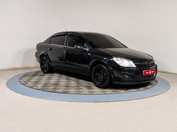 Opel Astra H Рестайлинг с пробегом 2011 года, цена 569 900 рублей, 272000 км, седан, Автокод Объявления