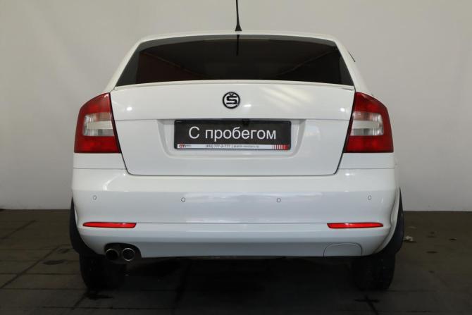 Skoda Octavia II (A5) Рестайлинг с пробегом 2012 года, цена 699 000 рублей, 204000 км, лифтбек, Автокод Объявления
