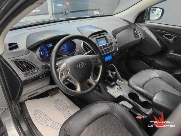 Hyundai ix35 I Рестайлинг с пробегом 2015 года, цена 1 368 000 рублей, 165000 км, внедорожник, Автокод Объявления