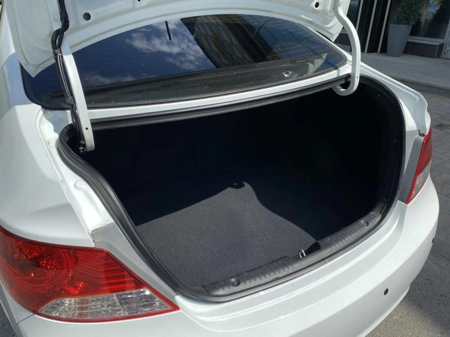 Hyundai Solaris I Екатеринбург  - изображение 7