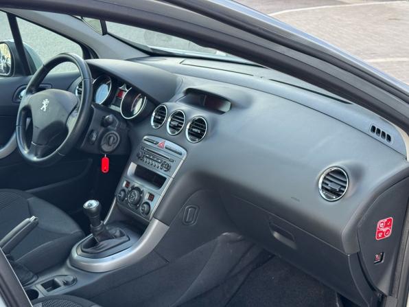 Peugeot 308 I с пробегом 2011 года, цена 470 000 рублей, 179523 км, универсал, Автокод Объявления