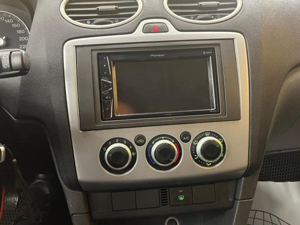 Ford Focus II с пробегом 2006 года, цена 389 000 рублей, 234165 км, хэтчбек, Автокод Объявления