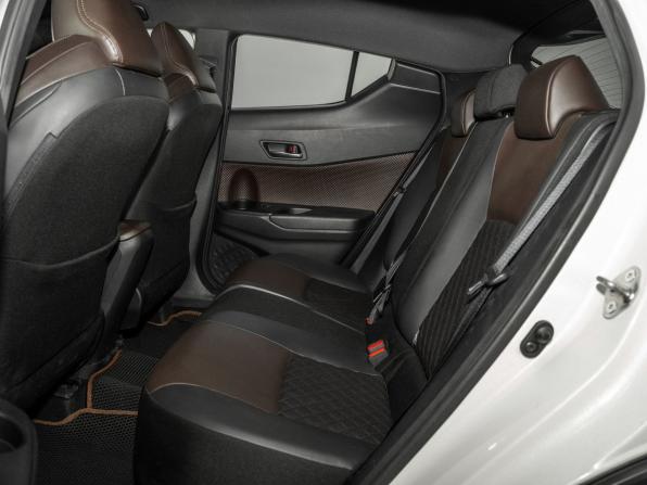Toyota C-HR I с пробегом 2019 года, цена 1 650 000 рублей, 96904 км, внедорожник, Автокод Объявления