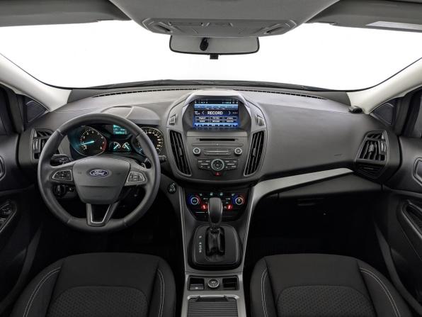 Ford Kuga II Рестайлинг с пробегом 2018 года, цена 1 980 000 рублей, 68784 км, внедорожник, Автокод Объявления