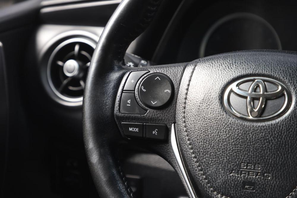 Toyota Corolla XI (E160 E170 E180) Рестайлинг 1 Новосибирск  - изображение 13