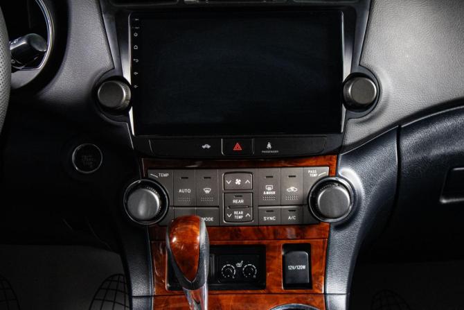 Toyota Highlander II (XU40) Рестайлинг с пробегом 2012 года, цена 2 199 000 рублей, 319652 км, внедорожник, Автокод Объявления