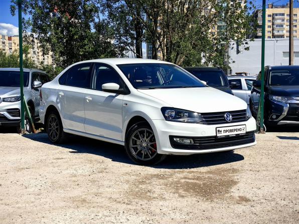 Volkswagen Polo V Рестайлинг с пробегом 2016 года, цена 1 029 000 рублей, 96000 км, седан, Автокод Объявления