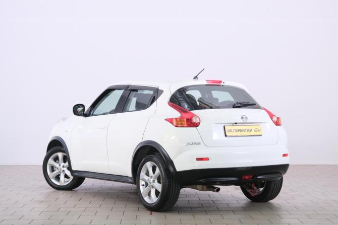 Nissan Juke I с пробегом 2012 года, цена 999 000 рублей, 176984 км, внедорожник, Автокод Объявления