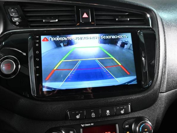 Kia Ceed II Рестайлинг с пробегом 2015 года, цена 1 099 000 рублей, 175750 км, универсал, Автокод Объявления