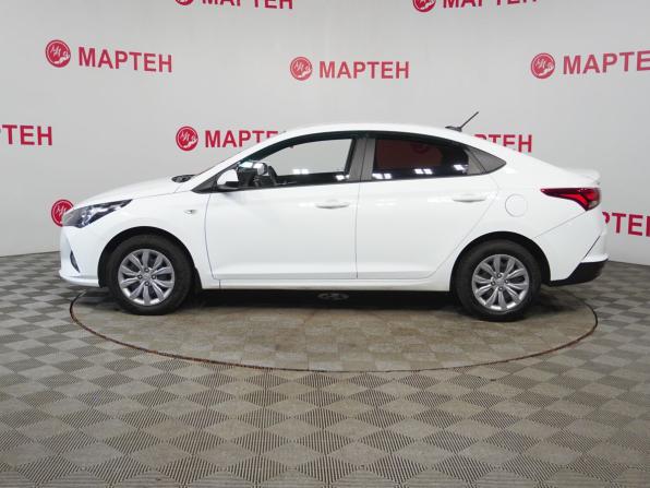 Hyundai Solaris II Рестайлинг с пробегом 2020 года, цена 1 579 000 рублей, 72386 км, седан, Автокод Объявления