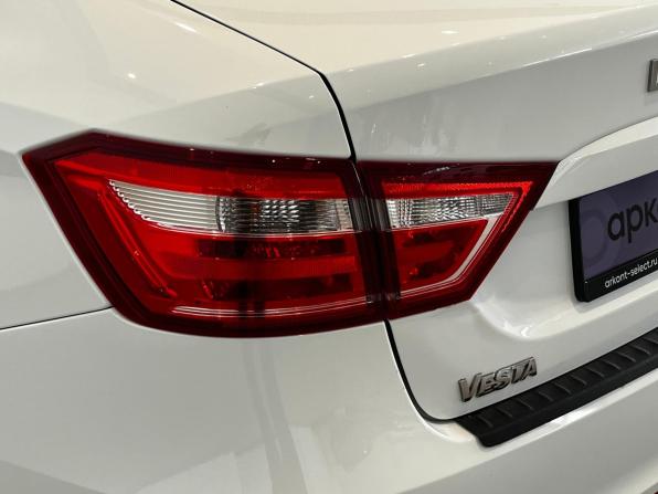 Lada (ВАЗ) Vesta I с пробегом 2018 года, цена 950 000 рублей, 72395 км, седан, Автокод Объявления