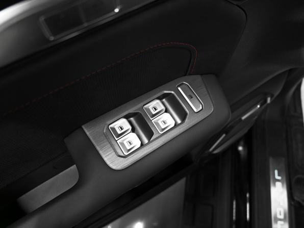 JETOUR T2 с пробегом 2024 года, цена 3 295 000 рублей, 33483 км, внедорожник, Автокод Объявления