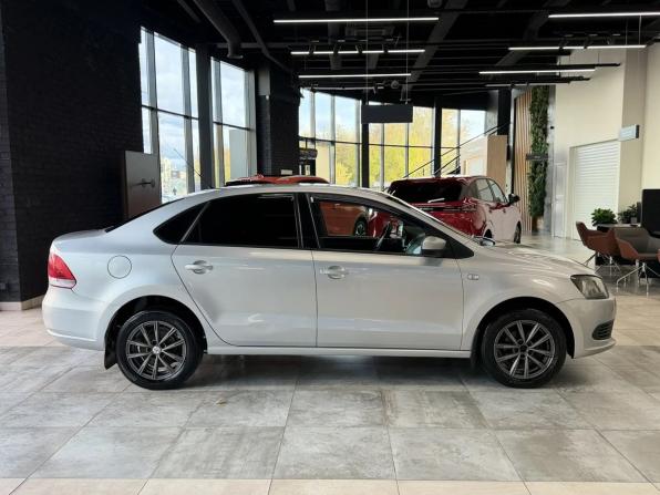 Volkswagen Polo V с пробегом 2011 года, цена 850 000 рублей, 148170 км, седан, Автокод Объявления