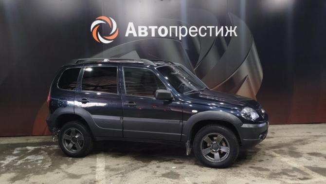 Chevrolet Niva I Рестайлинг с пробегом 2019 года, цена 825 000 рублей, 124805 км, внедорожник, Автокод Объявления