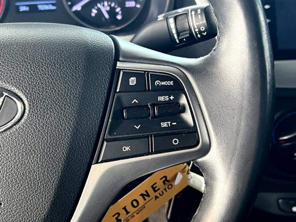 Hyundai Solaris II с пробегом 2019 года, цена 1 585 000 рублей, 72300 км, седан, Автокод Объявления