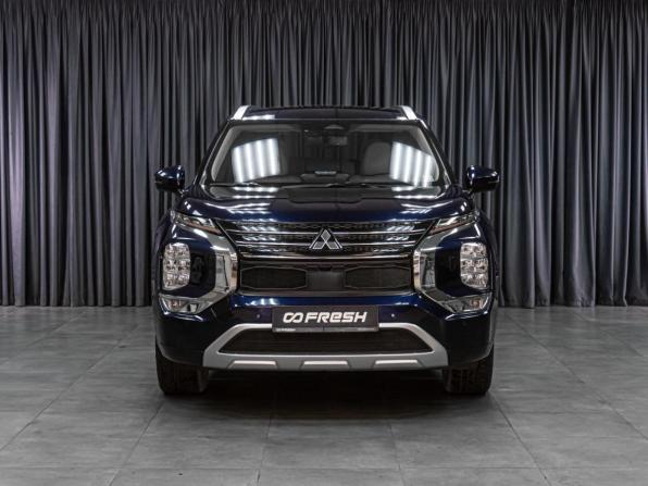 Mitsubishi Outlander IV с пробегом 2022 года, цена 4 812 000 рублей, 52528 км, внедорожник, Автокод Объявления