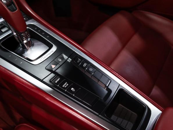 Porsche 911 VII (991) с пробегом 2013 года, цена 6 490 000 рублей, 72471 км, купе, Автокод Объявления