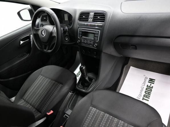 Volkswagen Polo V Рестайлинг с пробегом 2015 года, цена 845 000 рублей, 168954 км, седан, Автокод Объявления