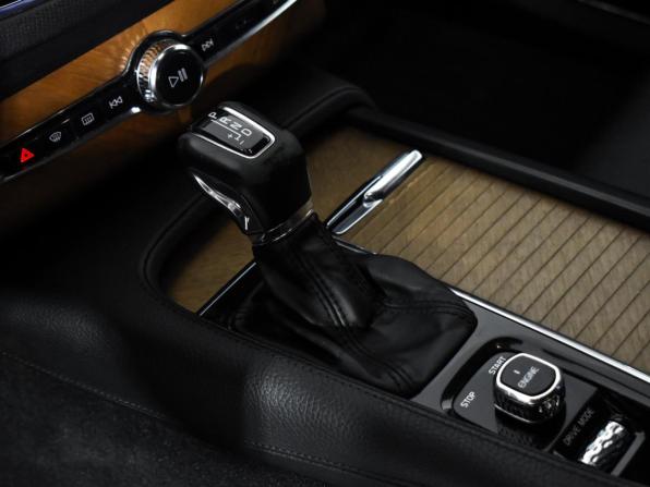 Volvo XC90 II с пробегом 2015 года, цена 2 690 000 рублей, 188698 км, внедорожник, Автокод Объявления