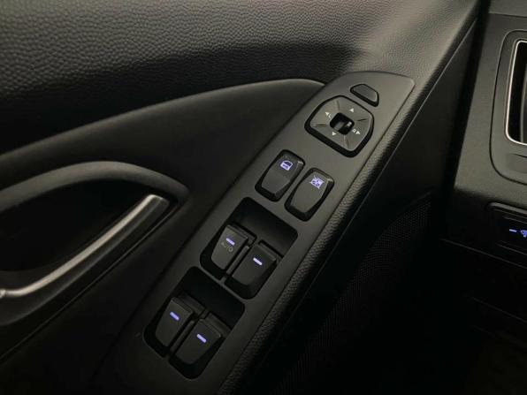Hyundai ix35 I с пробегом 2011 года, цена 1 175 000 рублей, 174751 км, внедорожник, Автокод Объявления