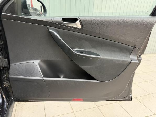 Volkswagen Passat B6 с пробегом 2010 года, цена 769 000 рублей, 285018 км, седан, Автокод Объявления
