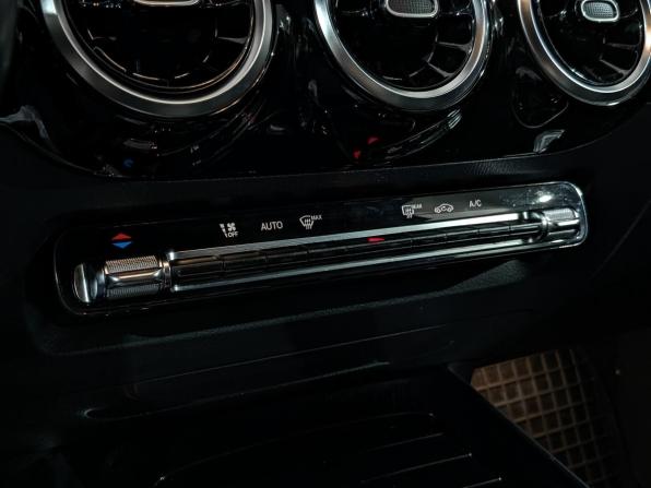Mercedes-Benz GLA II (H247) с пробегом 2021 года, цена 3 600 000 рублей, 93106 км, внедорожник, Автокод Объявления